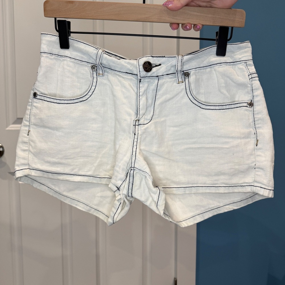 Crest Jeans White Denim Shorts Black Contrast Stitch Y2K Star Button Size 5/6